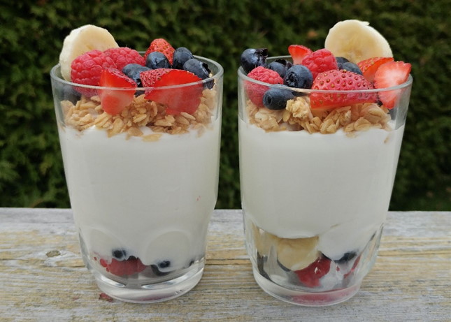 Cornflakes and Fruit Yogurt Parfait